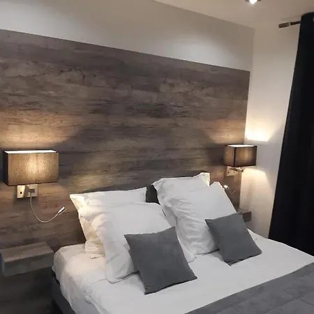 Les Bastides D'helene Apartment