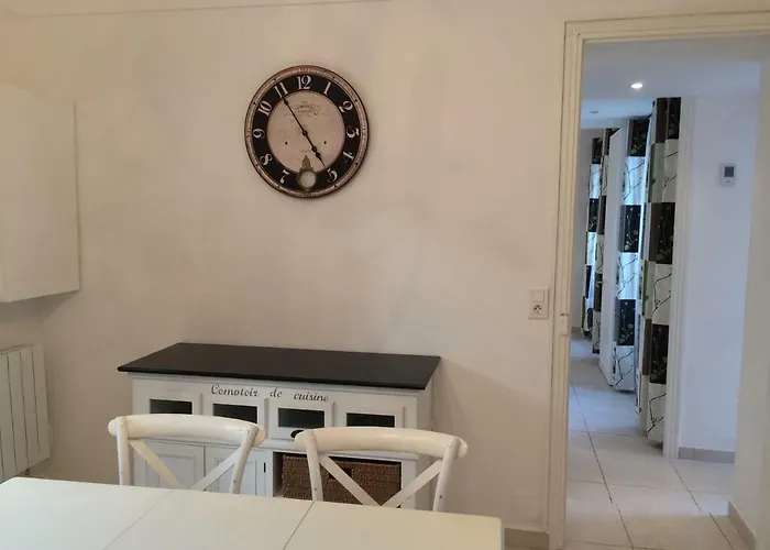 Les Bastides D'helene 艾日