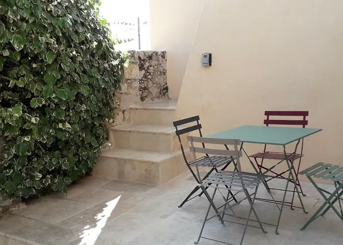 Les Bastides D'helene 公寓 艾日