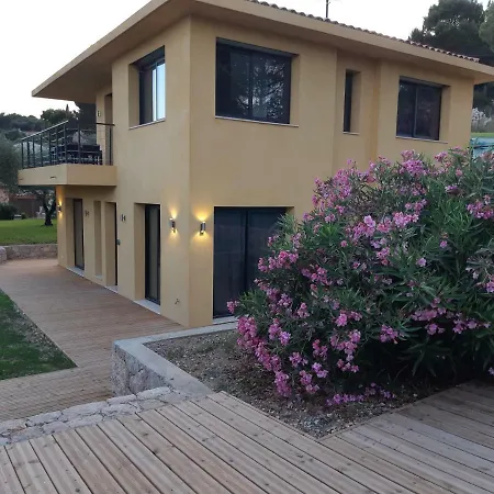 Les Bastides D'helene Apartment *